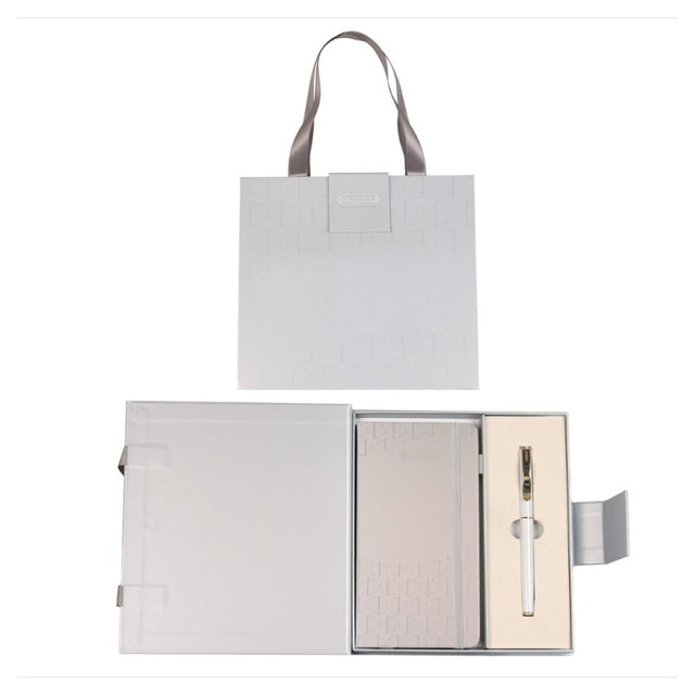 Set cadou stilou alb/auriu + agenda mate A6 Cresco Classic Premium 8300222 CL-06, cutie argintie magnet