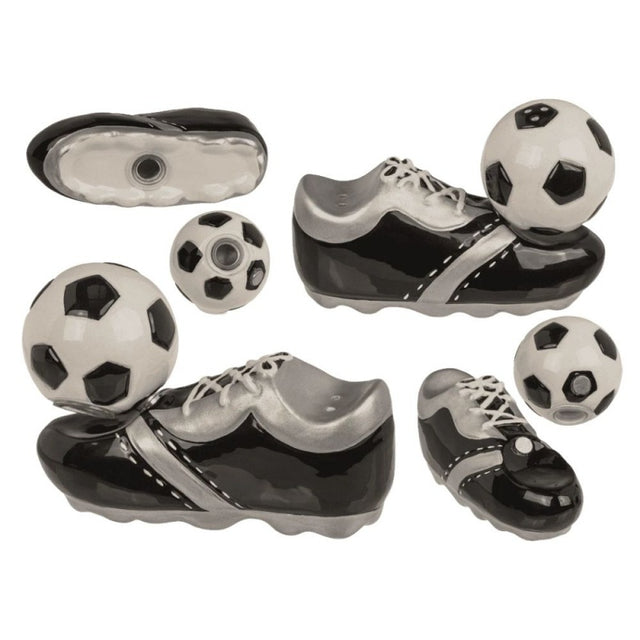 Set solnita si pipernita, model gheata, minge fotbal, magnet, 11.5 x 7.5cm, Out of the blue 71/3371 / 36434